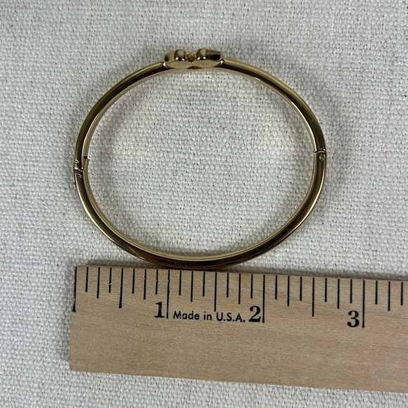 Fossil Bangle Bracelet Crystal Pave Flower Gold Tone Hinged Signed Fossil Logo - Picture 8 of 9